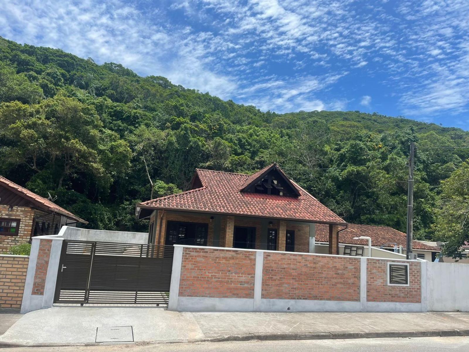 Casa Tijolinho A Vista - 150 Mt Praia Governador Celso Ramos Exterior foto
